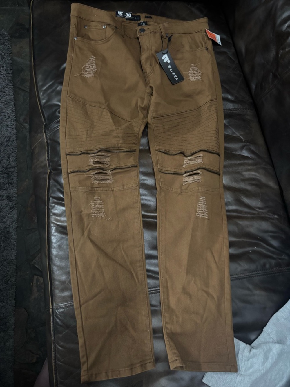 Skinny Distressed Men’s Jeans in Brown